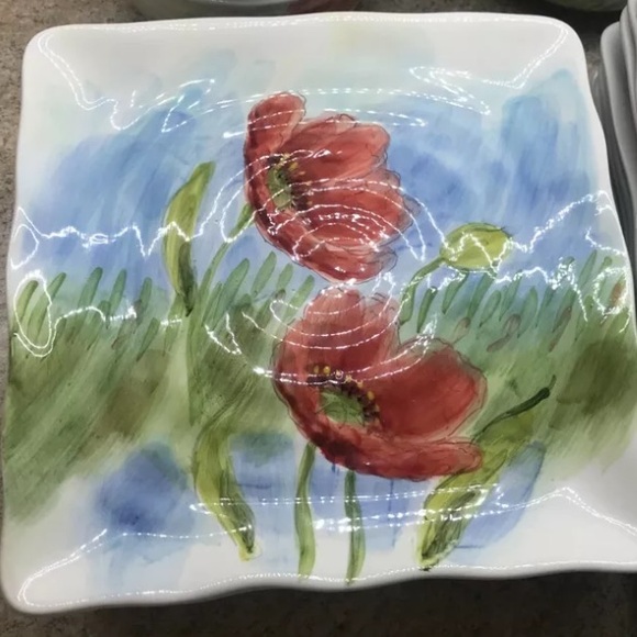 Maxcera Other - ‘FLOWING POPPIES' BY MAXCERA SQ RUFFLED EDGES 1-11" DINNER 1-9” SALAD